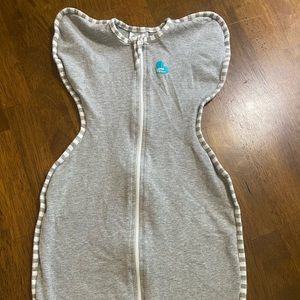 Small love to dream swaddle